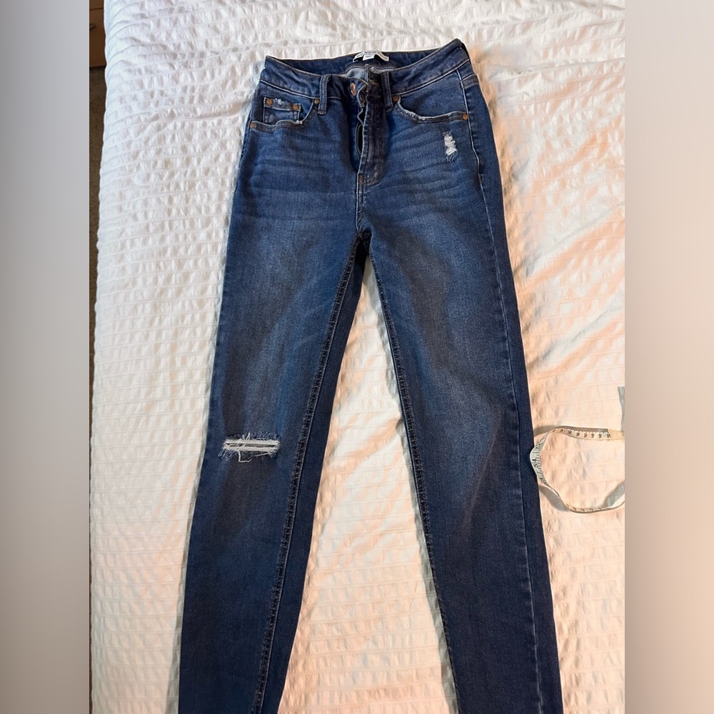 Now and then cropped distressed jeans